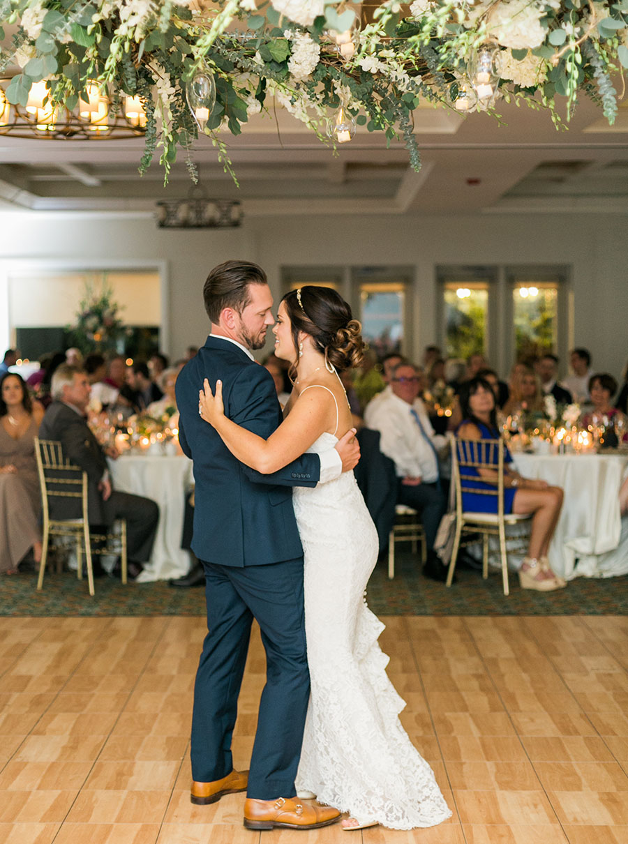 first dance, romantic and organic wedding at the ridge hotel in lake geneva, wisconsin, with elegant neutral colors, photo by laurelyn savannah photography 56