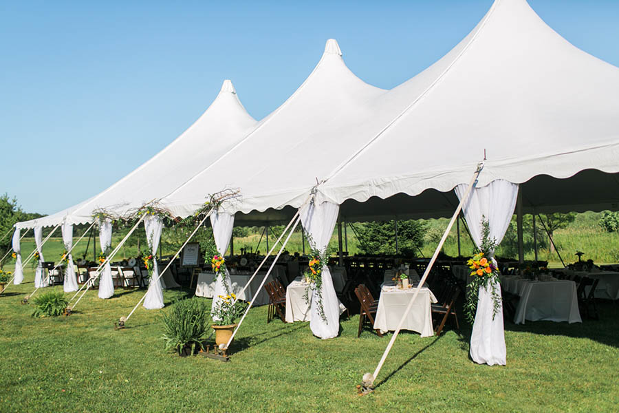 reception tent, ramhorn farm, outdoor elegant organic and rustic wedding, mauve bridesmaids, evenement planning summer wedding, photo by laurelyn savannah photography 50
