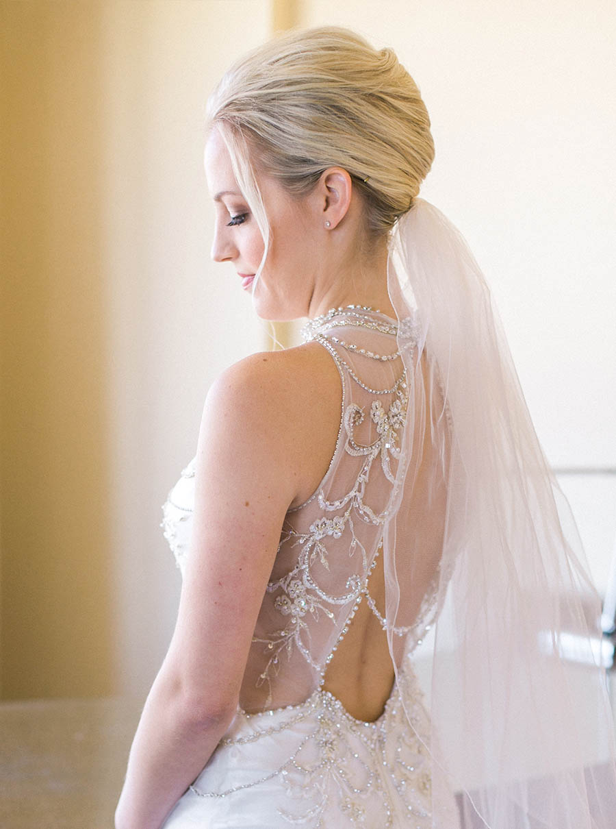 bride getting ready, romantic and modern wedding at the basilica of st josaphat and milwaukee county historical society, wisconsin, elegant neutral white ivory colors, photo by laurelyn savannah photography 8