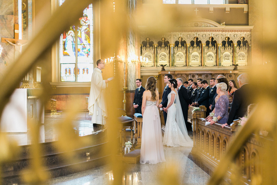 ceremony at basilica of st josaphat, discovery world summer lakeside elegant romantic wedding in milwaukee, wisconsin, photo by laurelyn savannah photography 14