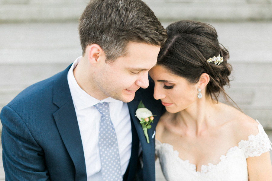 bride and groom photo, discovery world summer lakeside elegant romantic wedding in milwaukee, wisconsin, photo by laurelyn savannah photography 30