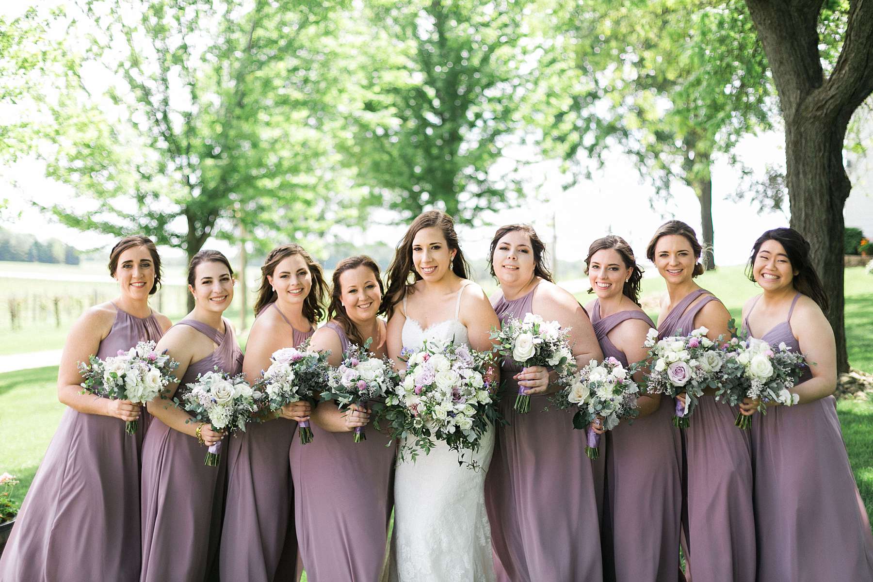 bridal party photos, rustic romantic wedding at over the vines with midwestern bride, photo by laurelyn savannah photography