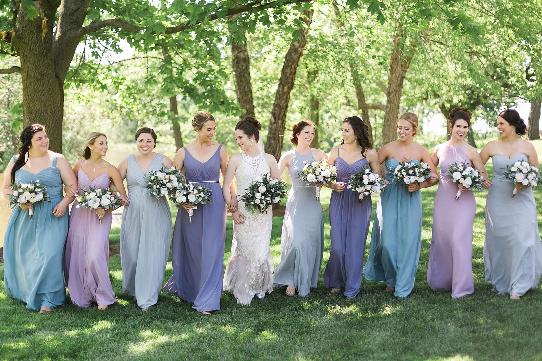 bridal party portrait, rustic romantic wedding at the landing 1841, photo by laurelyn savannah photography