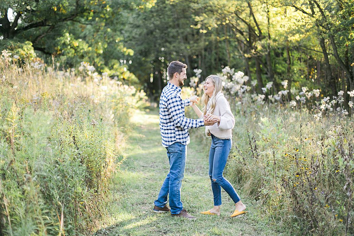 casual fall engagement session at Retzer Nature Center, photo by Laurelyn Savannah Photography