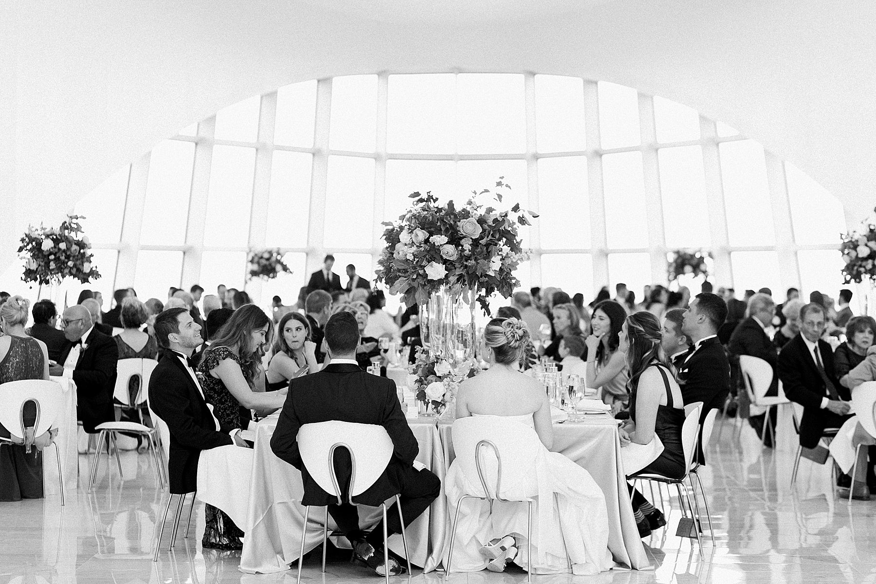 wedding dinner reception at milwaukee art museum modern architectural gem on lake michigan in downtown
