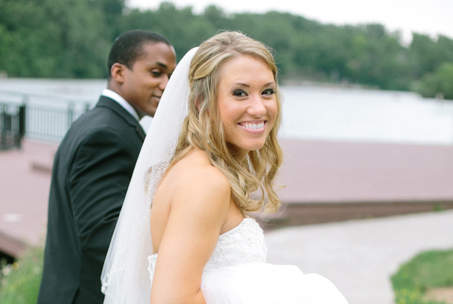 cassy+michael appleton wisconsin elegant romantic outdoor wedding, laurelyn savannah photography